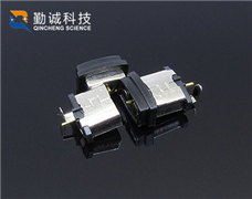 磁吸電源適配器和磁吸連接器的制作方法